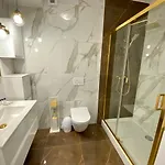 Lux *